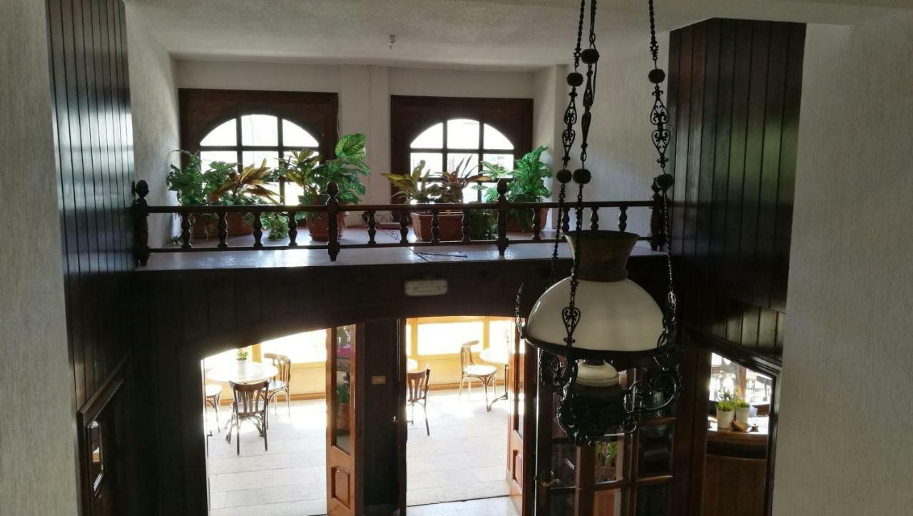 Hotel Montero Mondoñedo Exteriör bild